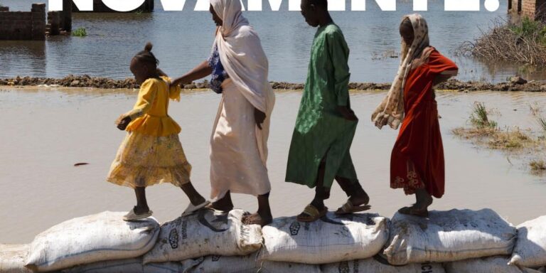 Exposição em São Paulo mostra eventos climáticos na vida de refugiadas