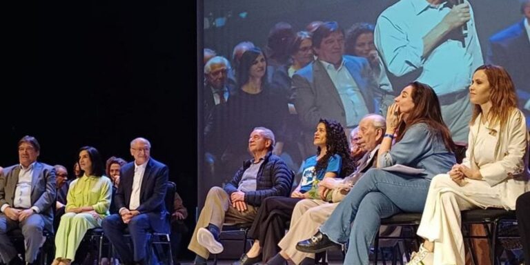 Ato em SP condena anistia e defende democracia e soberania nacional