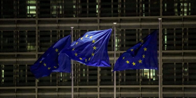 Com oposição da França, UE vai propor acordo comercial com o Mercosul
