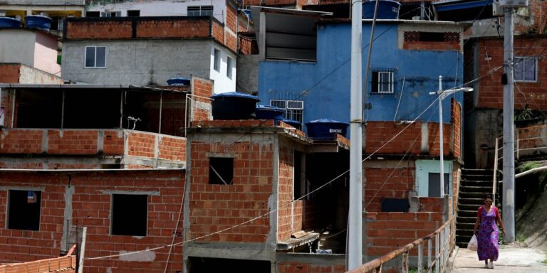 Pretos e pardos chefiam 3 de cada 4 lares em que se registrou fome