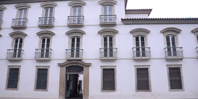 Exposição no Rio aborda ancestralidades africanas do Brasil e de Cuba