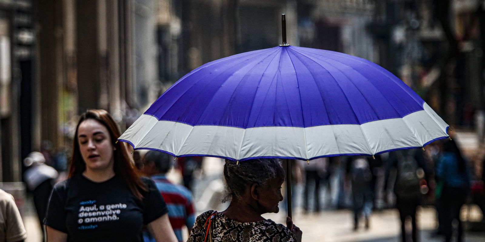Inmet mantém alerta vermelho de onda de calor no Sudeste