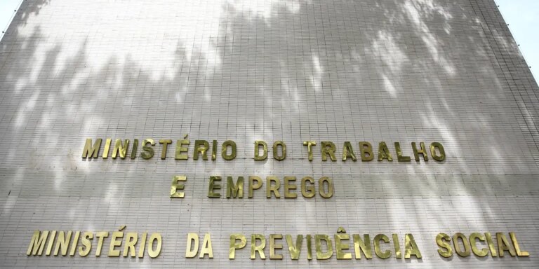 Secretário-executivo do Ministério da Previdência tem prisão decretada
