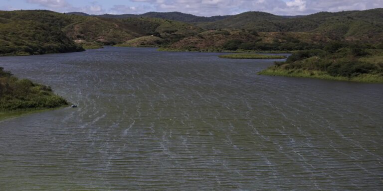 Nível do rio São Francisco ultrapassa cota de alerta