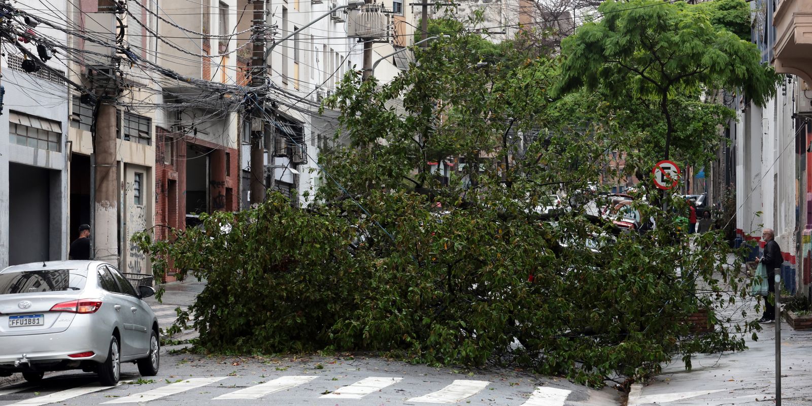 Defesa Civil de São Paulo alerta para risco de deslizamentos de terra