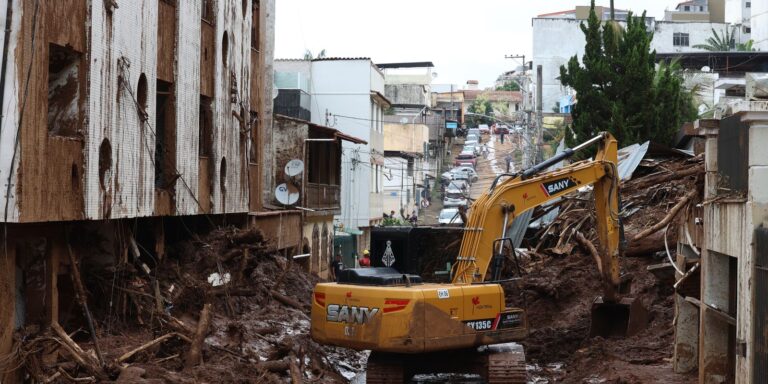 Número de mortes sobe para 66 em Minas Gerais