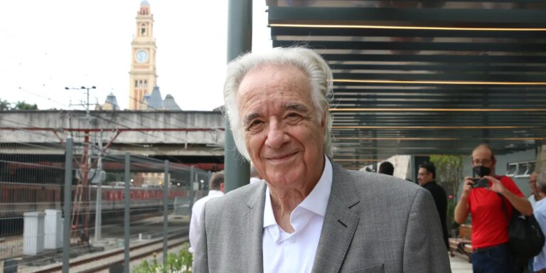 Na Mesa com Datena recebe maestro João Carlos Martins