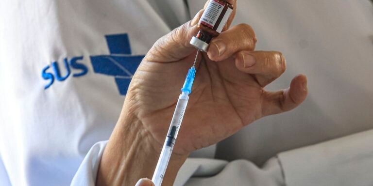 Meningite: quatro cidades do Rio ofertam vacina a pessoas até 24 anos